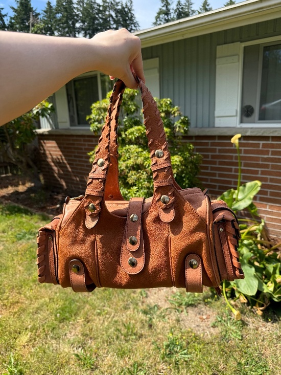 Chloe Handbags - Chloe Silverado Shoulder Bag Medium in Chestnut Brown